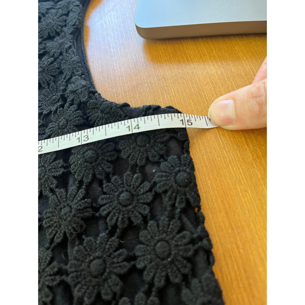 Twik Black Floral Crochet Daisy Sleeveless Top Small - Picture 6 of 7
